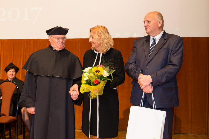 Img_10208~1.jpg